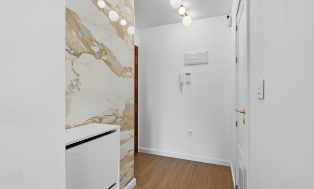 Resale - Apartment / flat - Orihuela Costa - Punta Prima