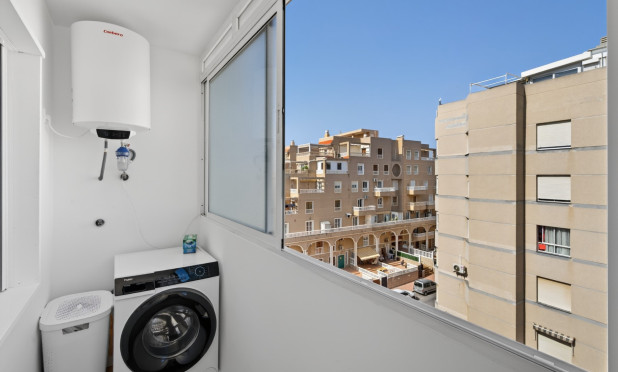 Resale - Apartment / flat - Orihuela Costa - Punta Prima