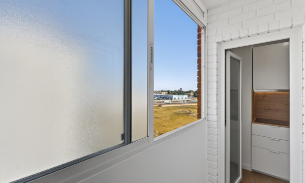 Resale - Apartment / flat - Orihuela Costa - Punta Prima