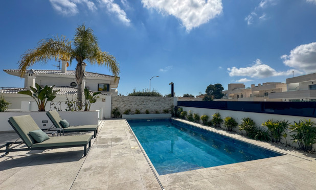 Reventa - Villa - Orihuela Costa - Villamartín