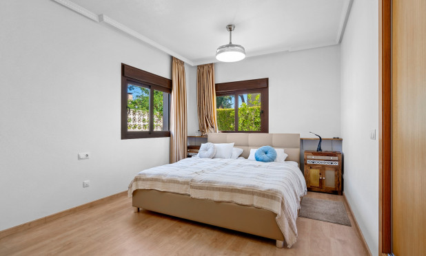 Reventa - Villa - Orihuela Costa - Dehesa de campoamor