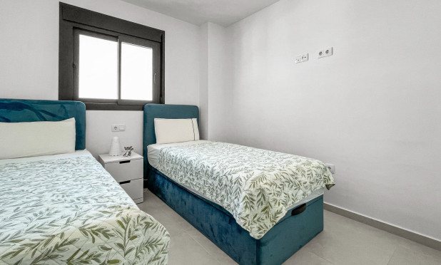 Reventa - Apartamento / piso - Orihuela Costa - Los Dolses