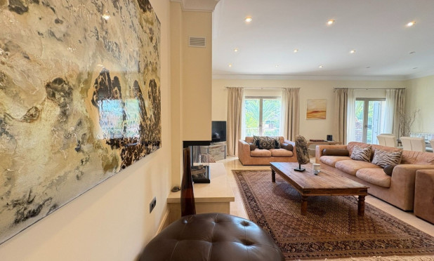 Resale - Villa - Alcayna