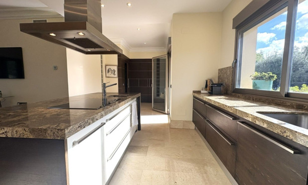 Resale - Villa - Alcayna