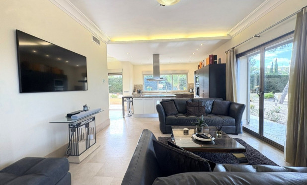 Resale - Villa - Alcayna