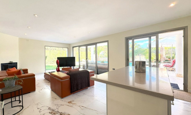 Resale - Villa - Alcayna