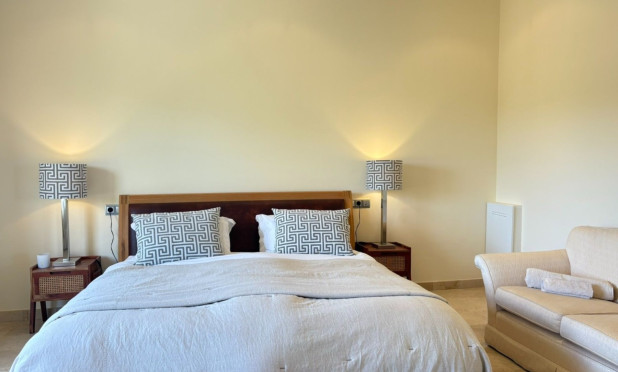 Resale - Villa - Alcayna