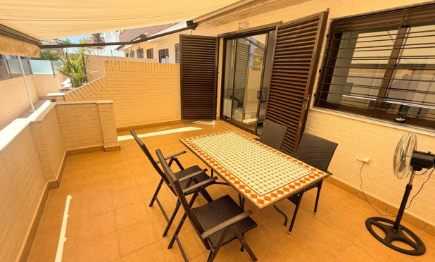 Odsprzedaż - Mieszkanie w bloku - Orihuela Costa - Lomas de Cabo Roig