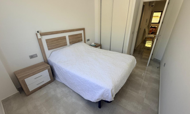 Odsprzedaż - Mieszkanie w bloku - Orihuela Costa - Lomas de Cabo Roig