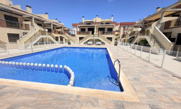 Odsprzedaż - Mieszkanie w bloku - Orihuela Costa - Lomas de Cabo Roig
