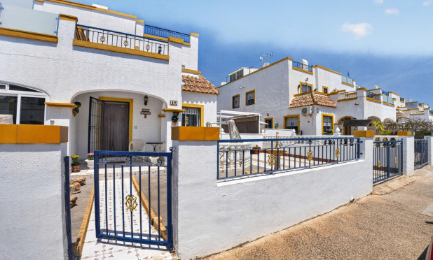 Wiederverkauf - Stadthaus - Torrevieja - La Siesta - El Salado -  Torreta