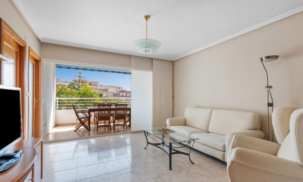 Resale - Apartment / flat - Torrevieja - Playa del Cura