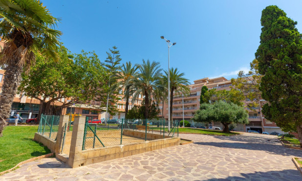 Resale - Apartment / flat - Torrevieja - Playa del Cura