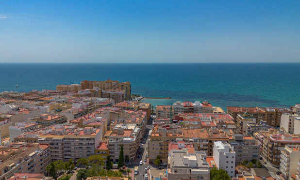 Resale - Apartment / flat - Torrevieja - Playa del Cura