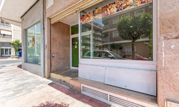 Odsprzedaż - Reklama w telewizji - Torrevieja - Centro