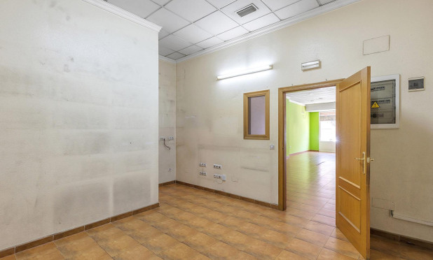 Odsprzedaż - Reklama w telewizji - Torrevieja - Centro