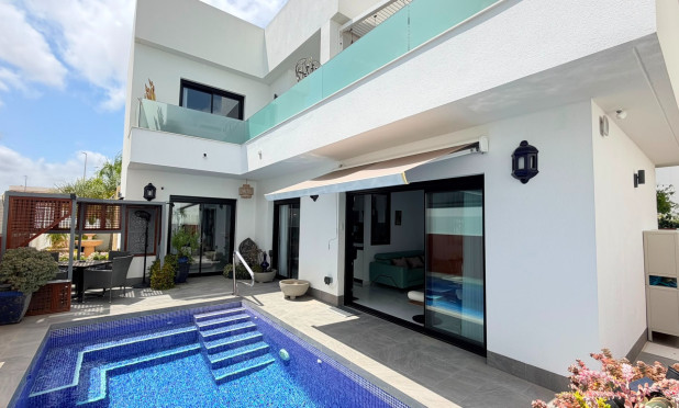 Herverkoop - Villa - Montesinos - La Herrada