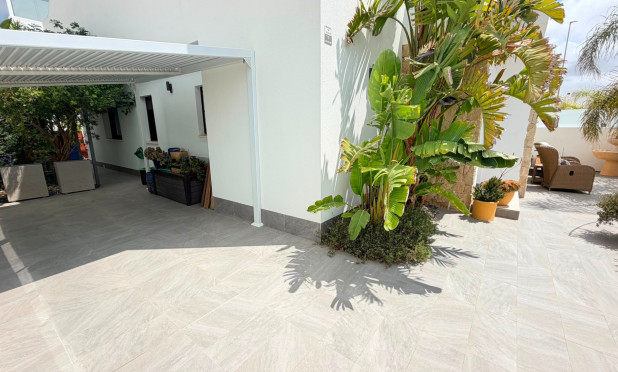 Herverkoop - Villa - Montesinos - La Herrada
