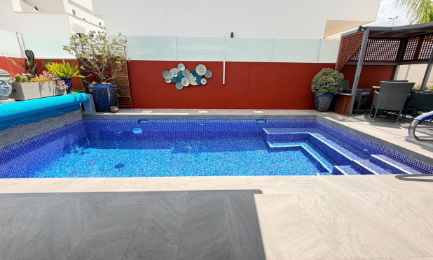 Herverkoop - Villa - Montesinos - La Herrada
