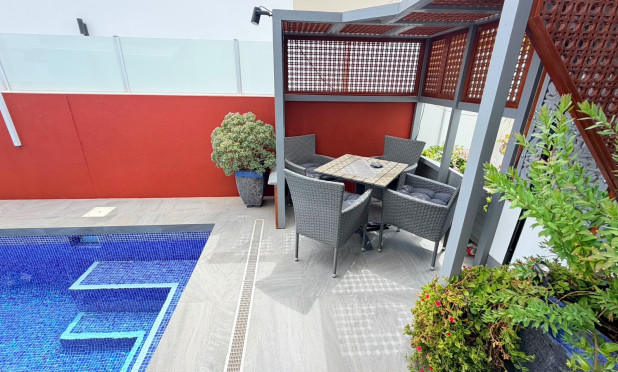Herverkoop - Villa - Montesinos - La Herrada