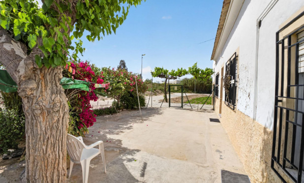 Herverkoop - Finca / Landelijke woning - Orihuela - Desamparados-Hurchillo-Torremendo