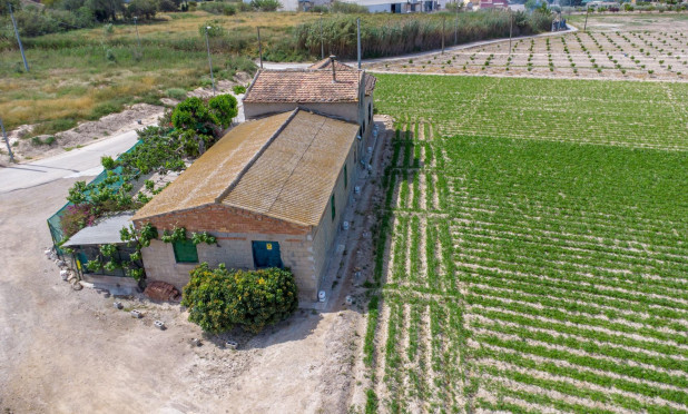 Herverkoop - Finca / Landelijke woning - Orihuela - Desamparados-Hurchillo-Torremendo