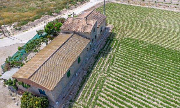 Herverkoop - Finca / Landelijke woning - Orihuela - Desamparados-Hurchillo-Torremendo
