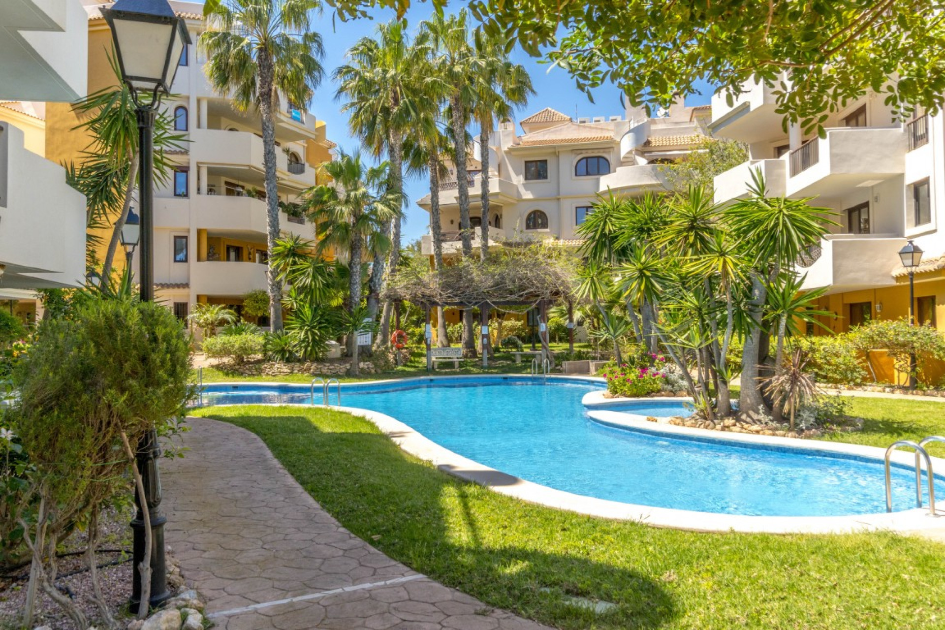 Resale - Penthouse - Punta Prima