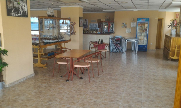 Wiederverkauf - Commercial premises - Torrevieja - Acequion