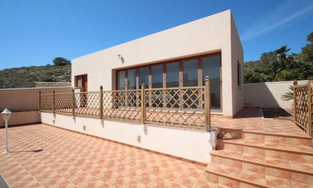 Resale - Finca / Country Property - Cartagena - La Manga del Mar Menor