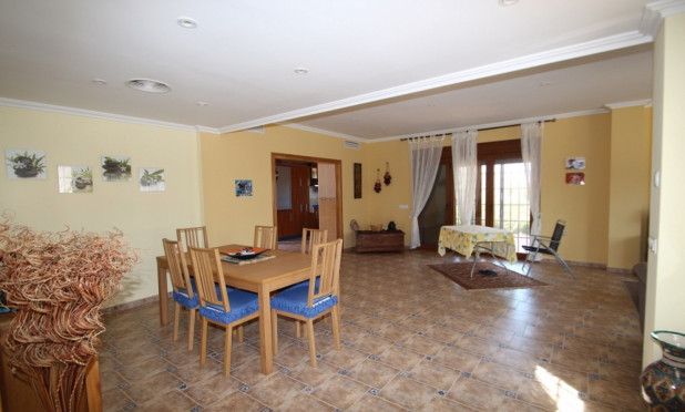 Resale - Finca / Country Property - Cartagena - La Manga del Mar Menor