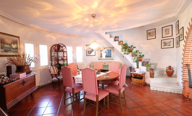 Revente - Villa - Torrevieja - El chaparral