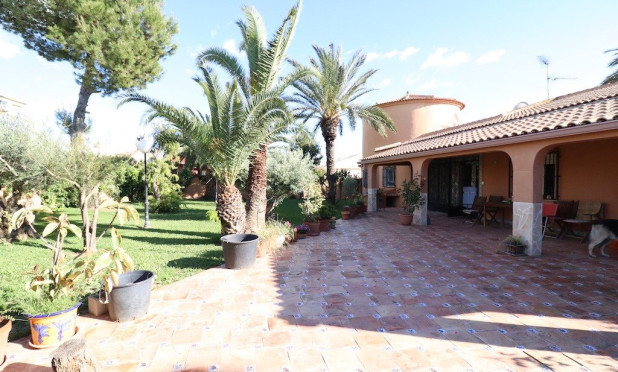 Revente - Villa - Torrevieja - El chaparral