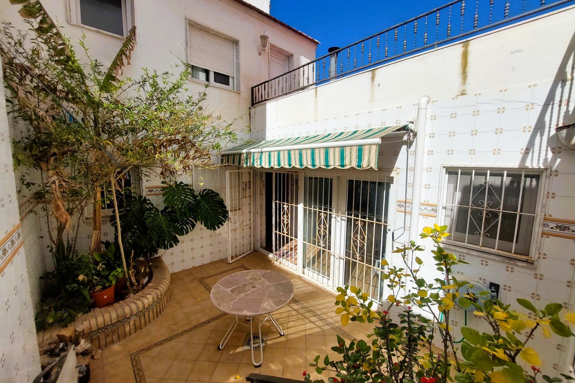 Revente - Finca / Propriété rurale - Torrevieja - Centro