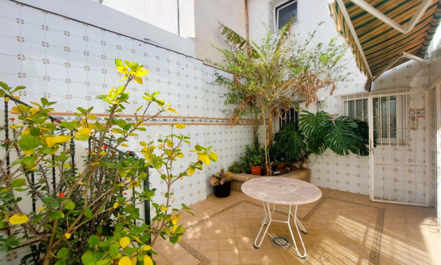 Revente - Finca / Propriété rurale - Torrevieja - Centro