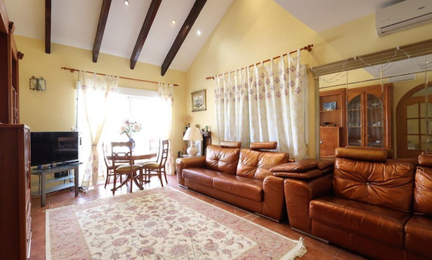 Wiederverkauf - Villa - Orihuela Costa - Playa Flamenca