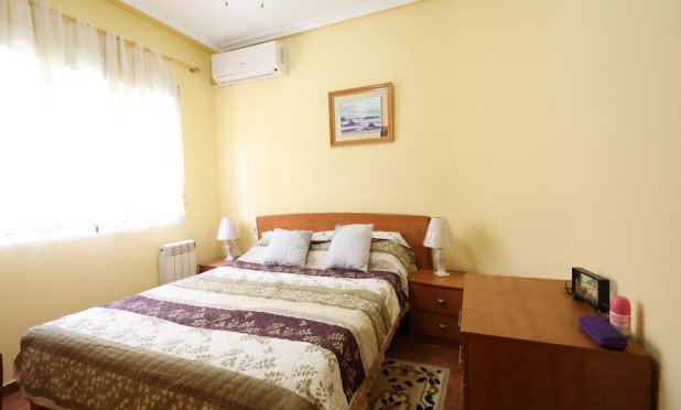 Wiederverkauf - Villa - Orihuela Costa - Playa Flamenca