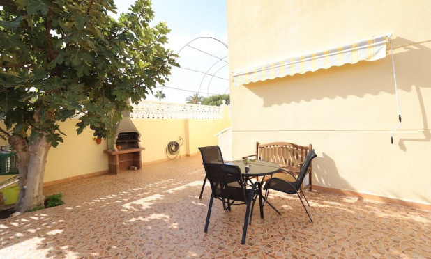 Wiederverkauf - Villa - Orihuela Costa - Playa Flamenca