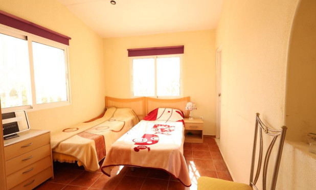 Wiederverkauf - Villa - Orihuela Costa - Playa Flamenca