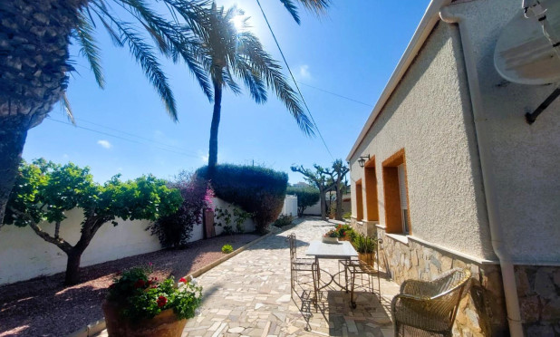 Revente - Finca / Propriété rurale - La Marina