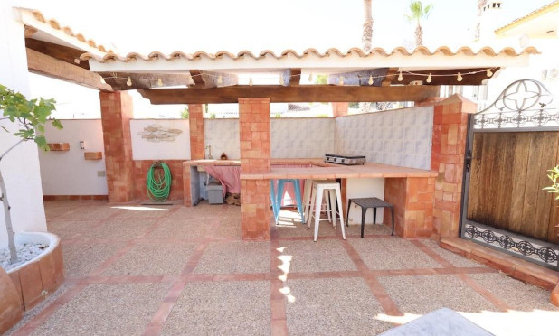 Wiederverkauf - Villa - Orihuela Costa - Villamartín