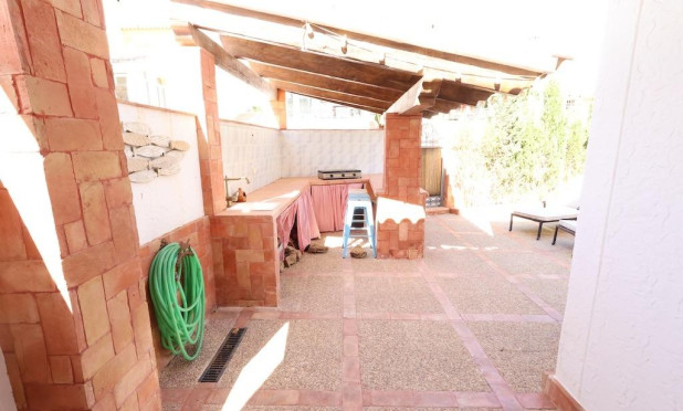 Wiederverkauf - Villa - Orihuela Costa - Villamartín