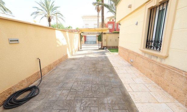 Revente - Villa - Cabo Roig - Costa blanca