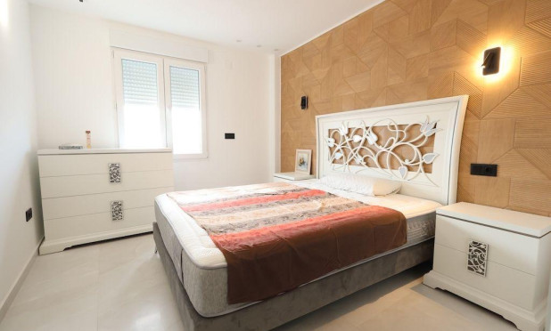 Revente - Appartement - Pilar de la Horadada - Zona Pueblo