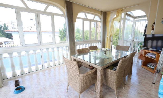 Wiederverkauf - Villa - Orihuela Costa - Villamartín