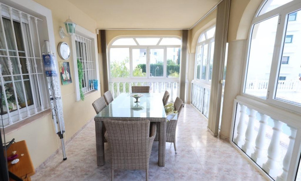 Wiederverkauf - Villa - Orihuela Costa - Villamartín