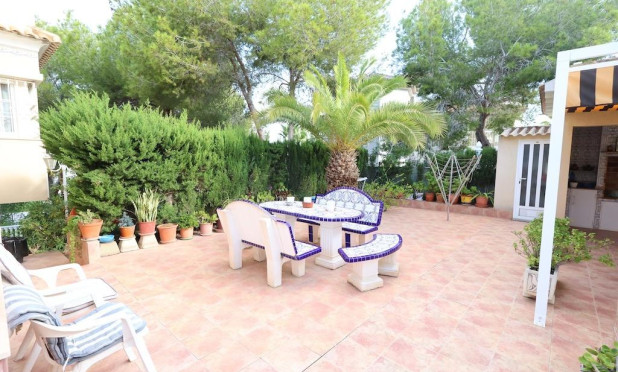 Wiederverkauf - Villa - Orihuela Costa - Villamartín