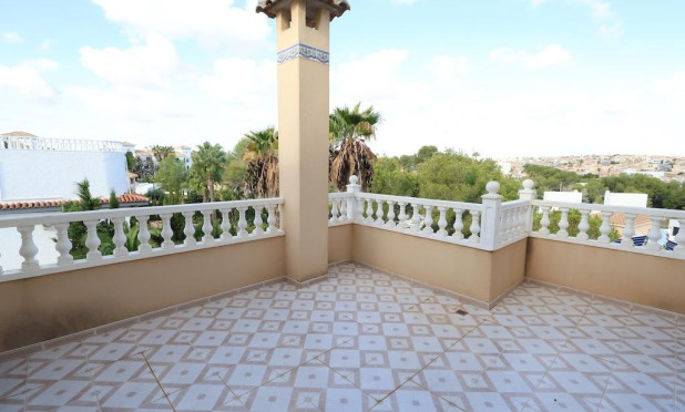 Wiederverkauf - Villa - Orihuela Costa - Villamartín