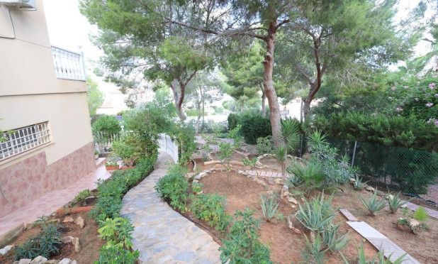Wiederverkauf - Villa - Orihuela Costa - Villamartín