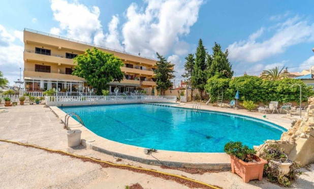 Revente - Commercial premises - Torrevieja - Miramar - Torre del Moro